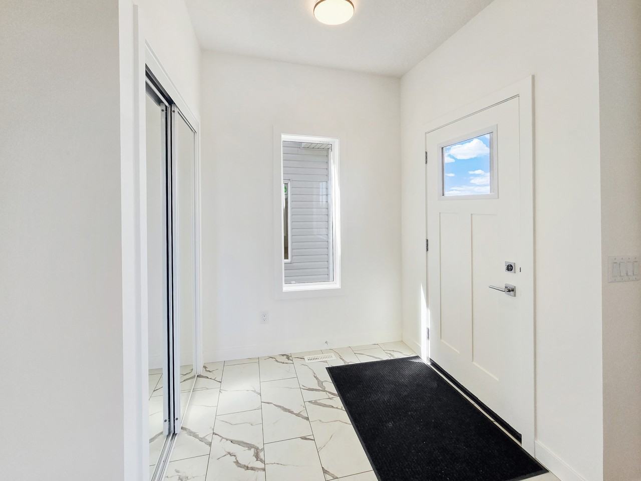 8749 Huxbury Dr Ne - Photo 3 of 35