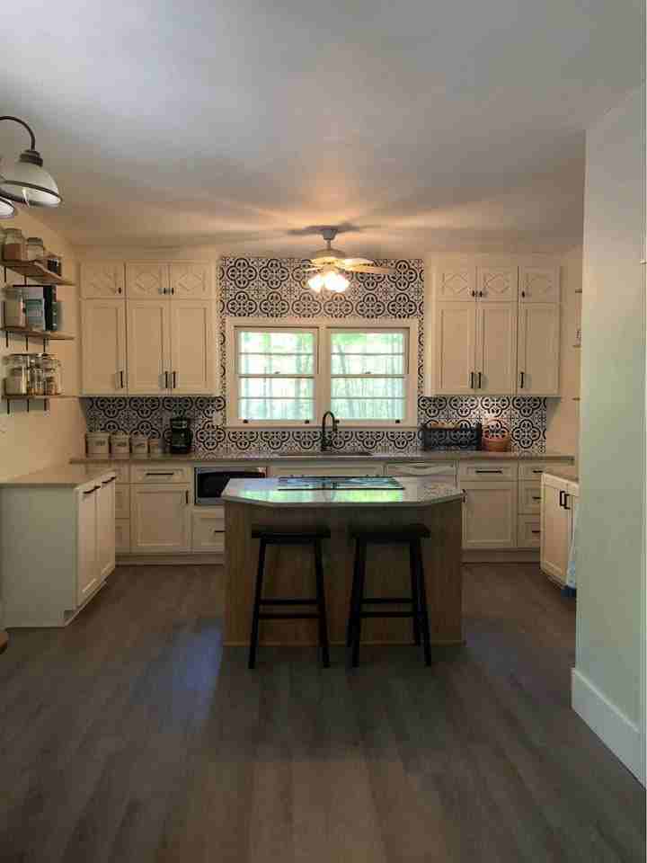 160 Windfall Dr - Photo 2 of 14