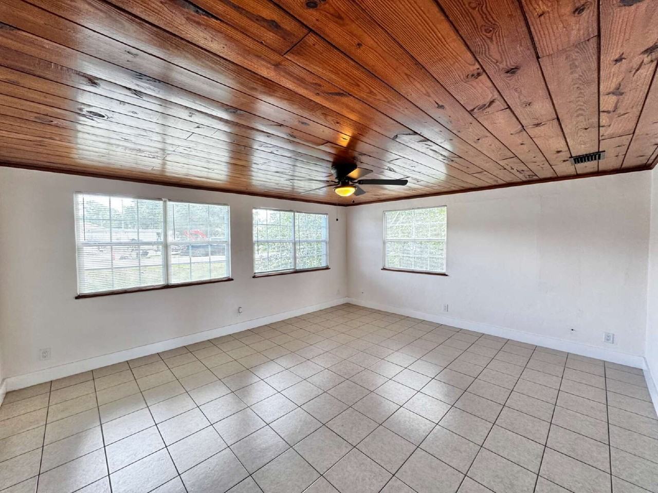 1275 Gramac Dr - Photo 4 of 43