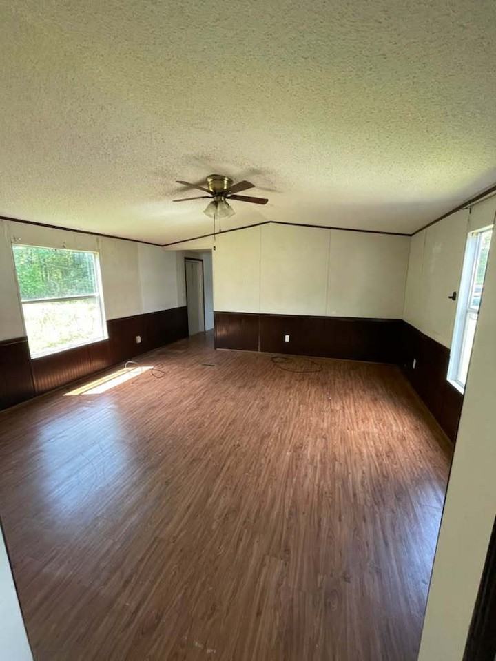 136 Pelt Ln - Photo 5 of 13