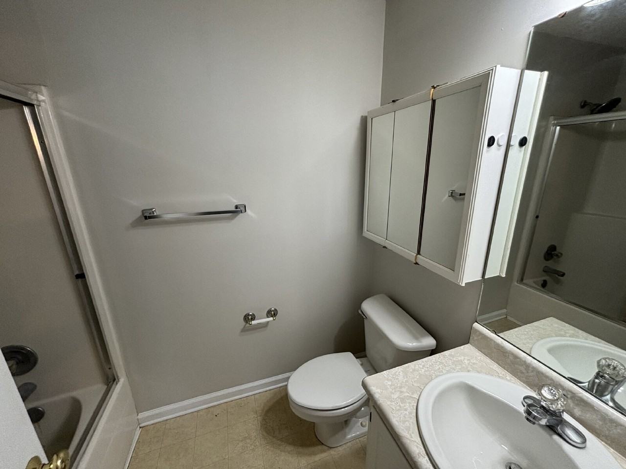 165 Radford Cir - Photo 7 of 11