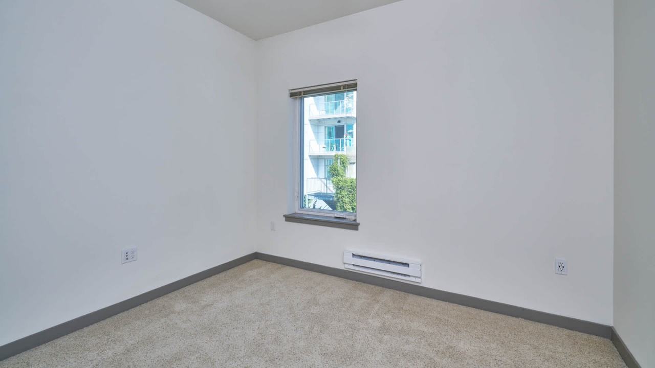 Lane - Photo 3 of 50