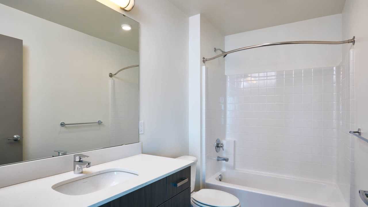 Lane - Photo 5 of 50