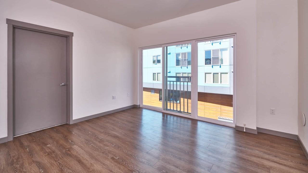 Lane - Photo 7 of 50