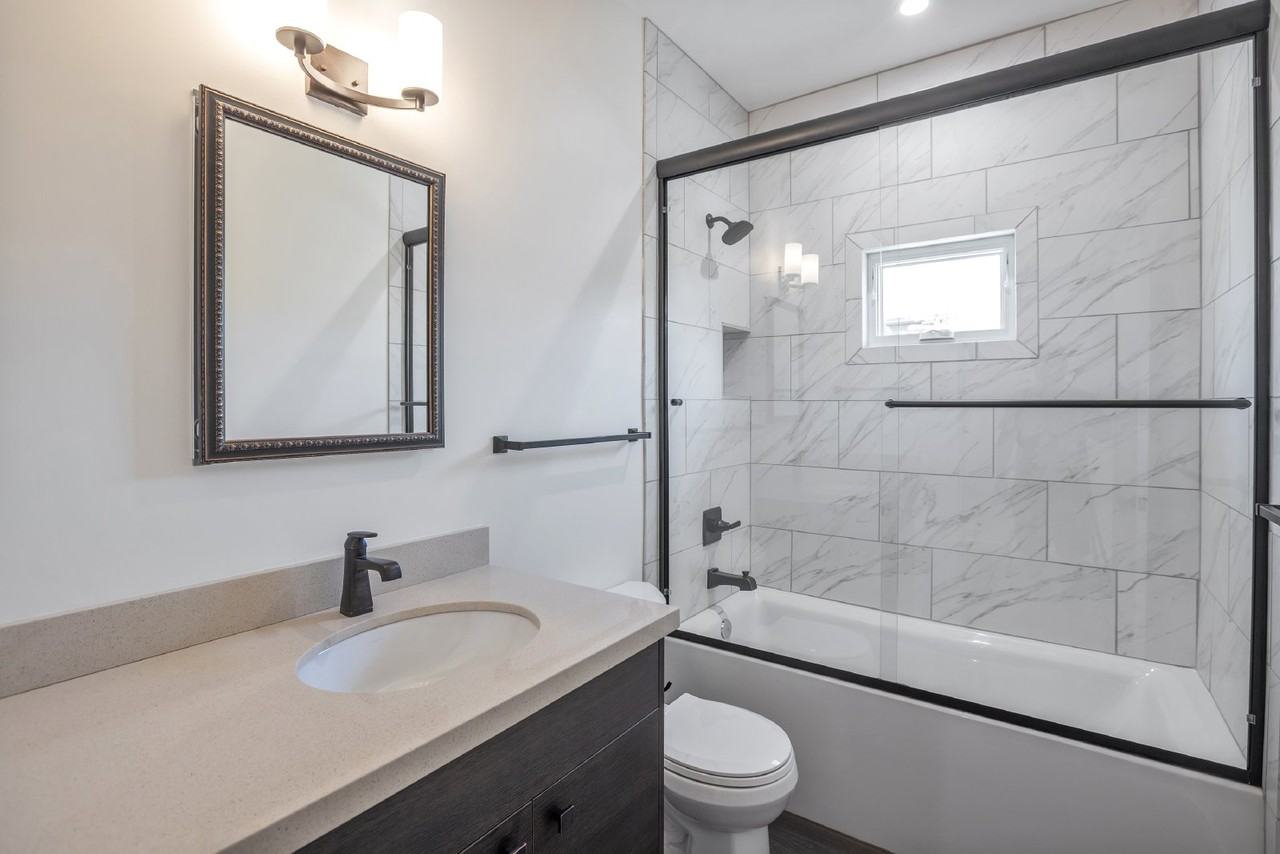 1436 E Pierce St - Photo 4 of 36