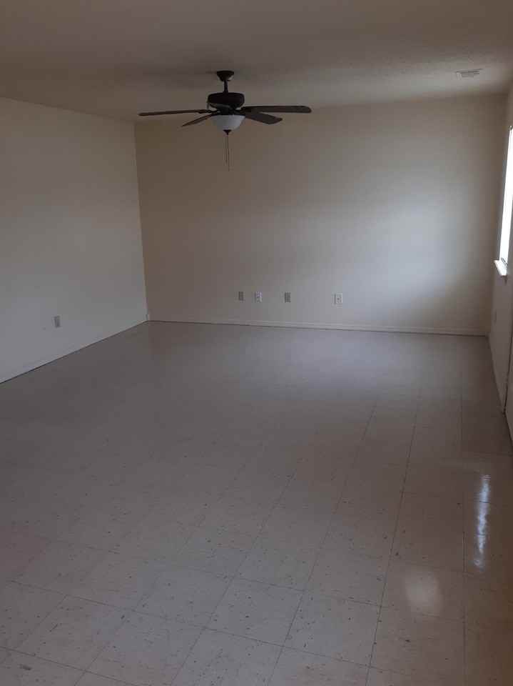 685 Jill Ln #A - Photo 4 of 14
