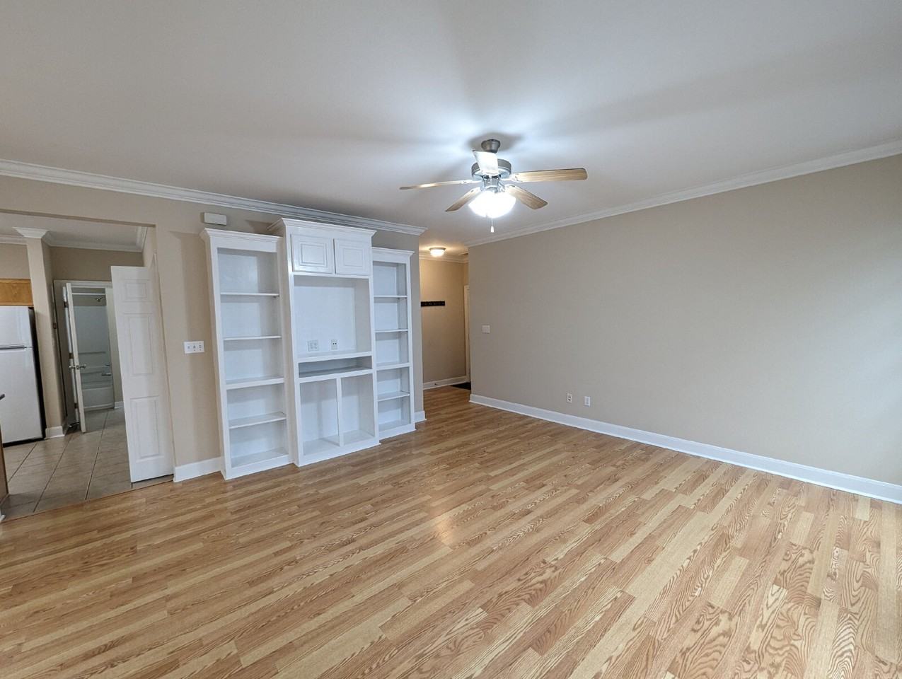 1102 Private Road 3097 - Photo 7 of 23