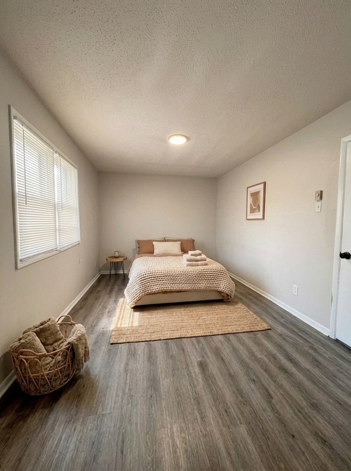 7541 Brickyard Rd #3 - Photo 4 of 20