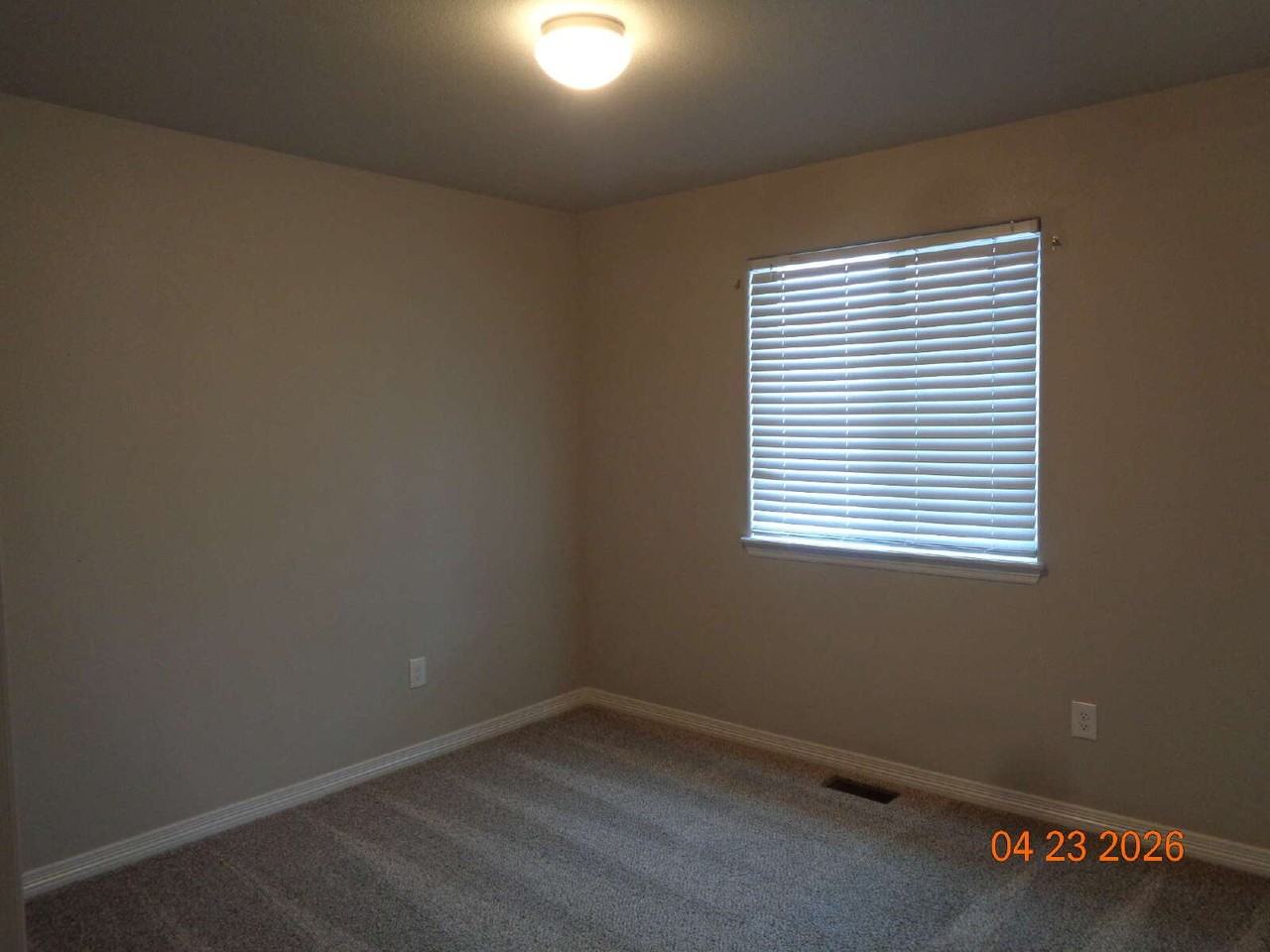 6053 Nash Dr - Photo 3 of 33