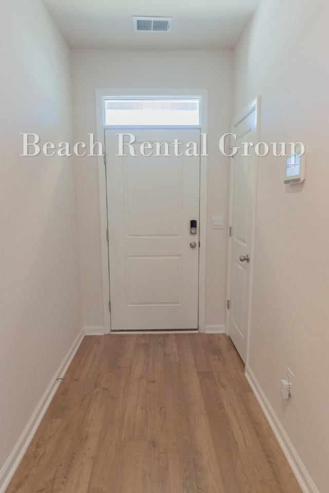 246 Marauder Dr - Photo 4 of 28