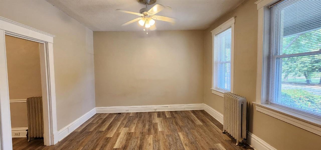 3916 Arsenal St - Photo 5 of 6