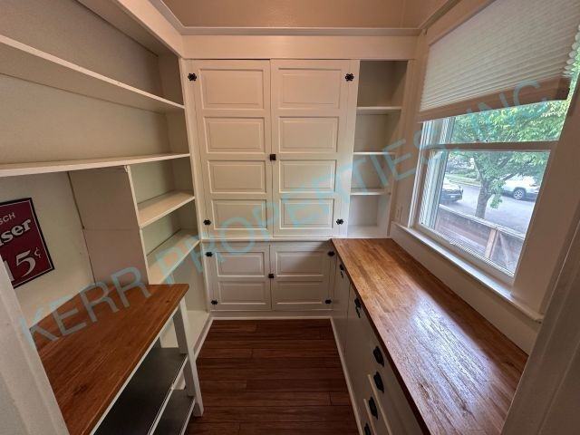 2703 Se 71st Ave - Photo 7 of 30