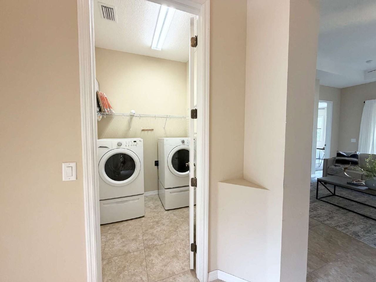 13618 Niti Dr - Photo 5 of 31