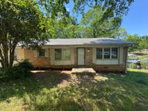302 Brookview Dr - Photo 1 of 1