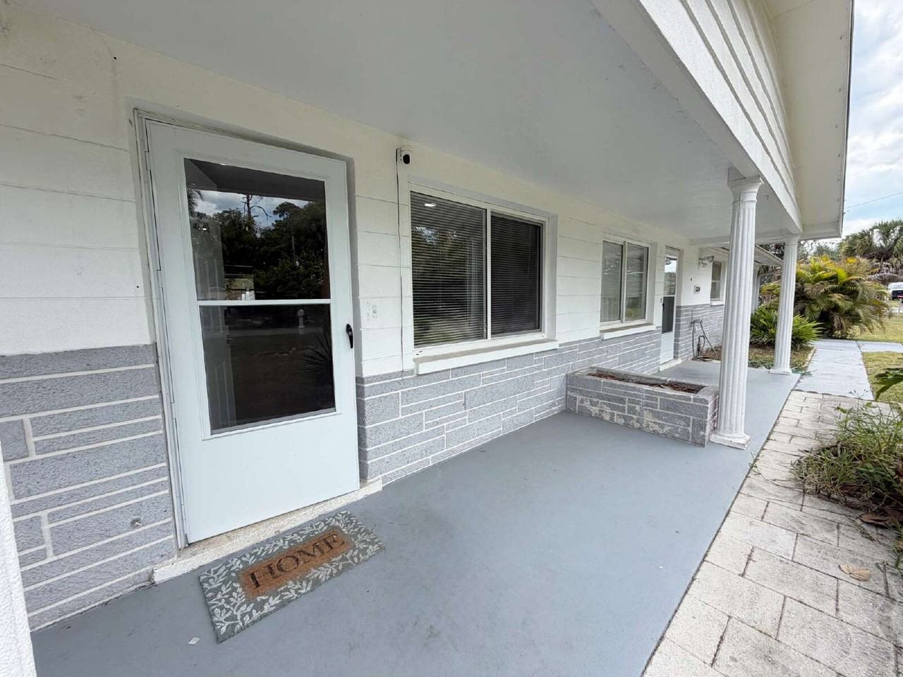 5342 Cedar Ln - Photo 4 of 20