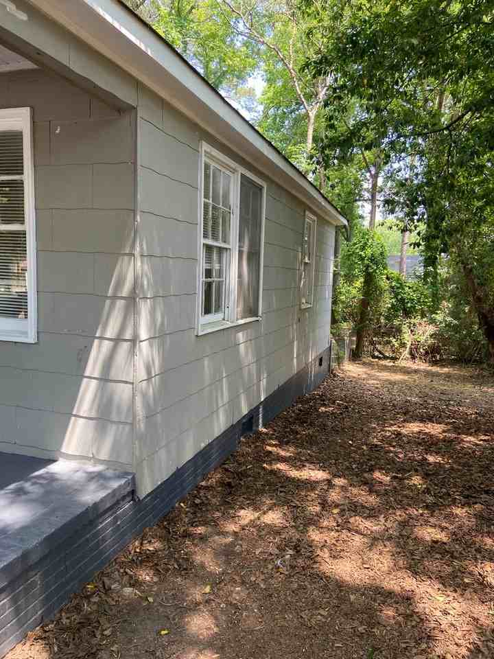 1206 Winston Rd - Photo 3 of 13
