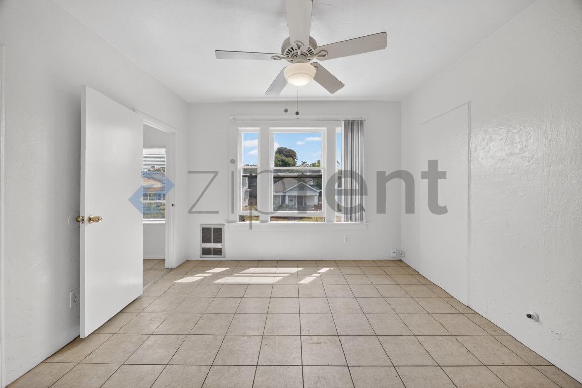 532 21st St #4 - Photo 6 of 7