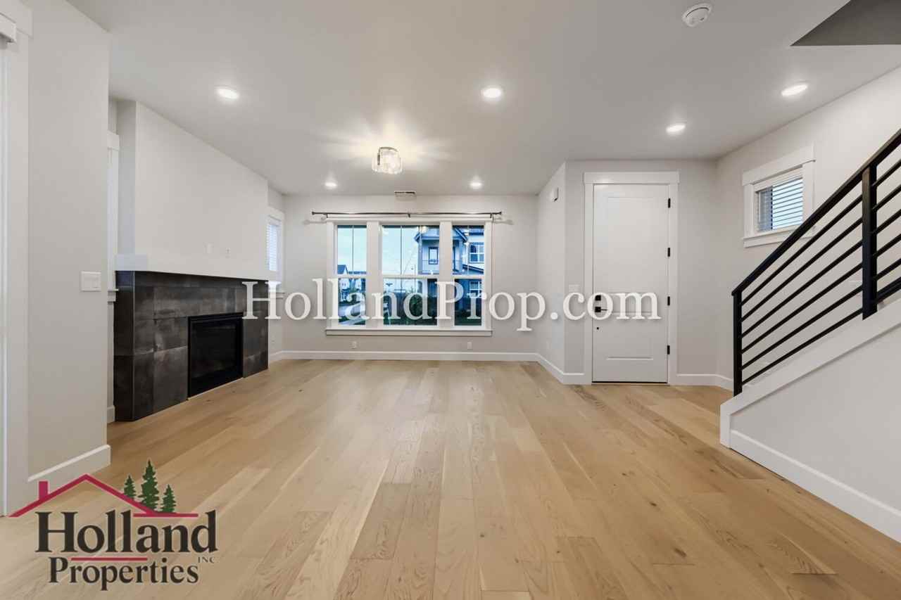 3281 Se Farrow Ln - Photo 2 of 24