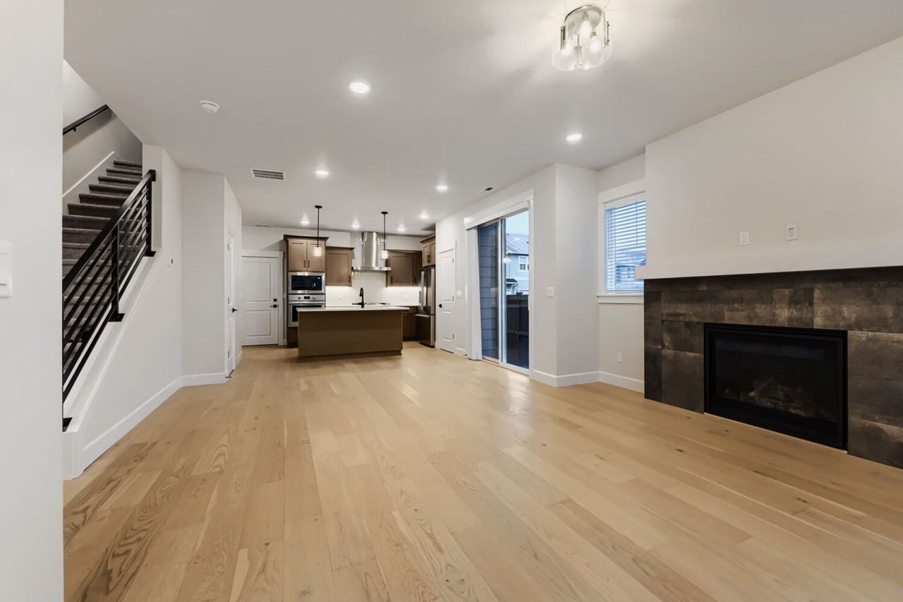 3281 Se Farrow Ln - Photo 6 of 24