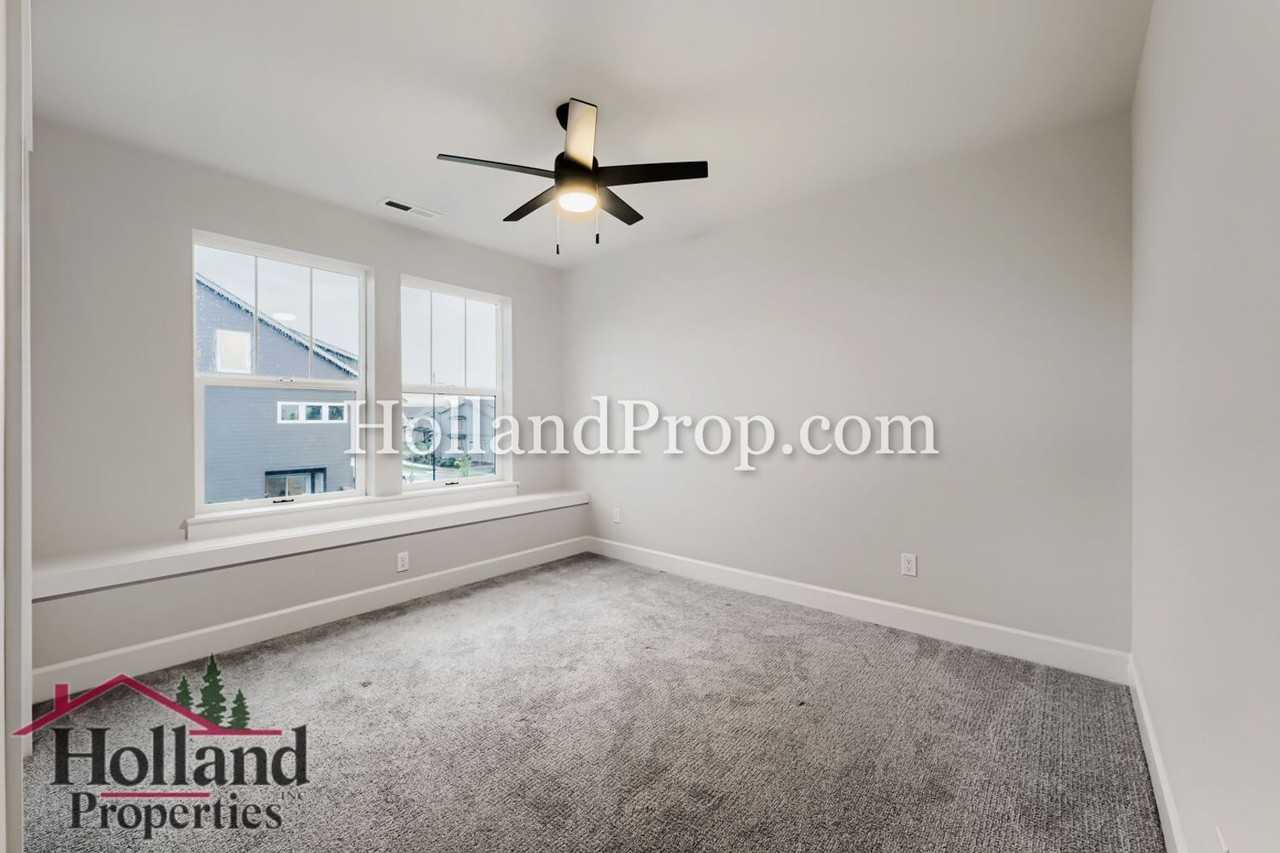 3281 Se Farrow Ln - Photo 7 of 24