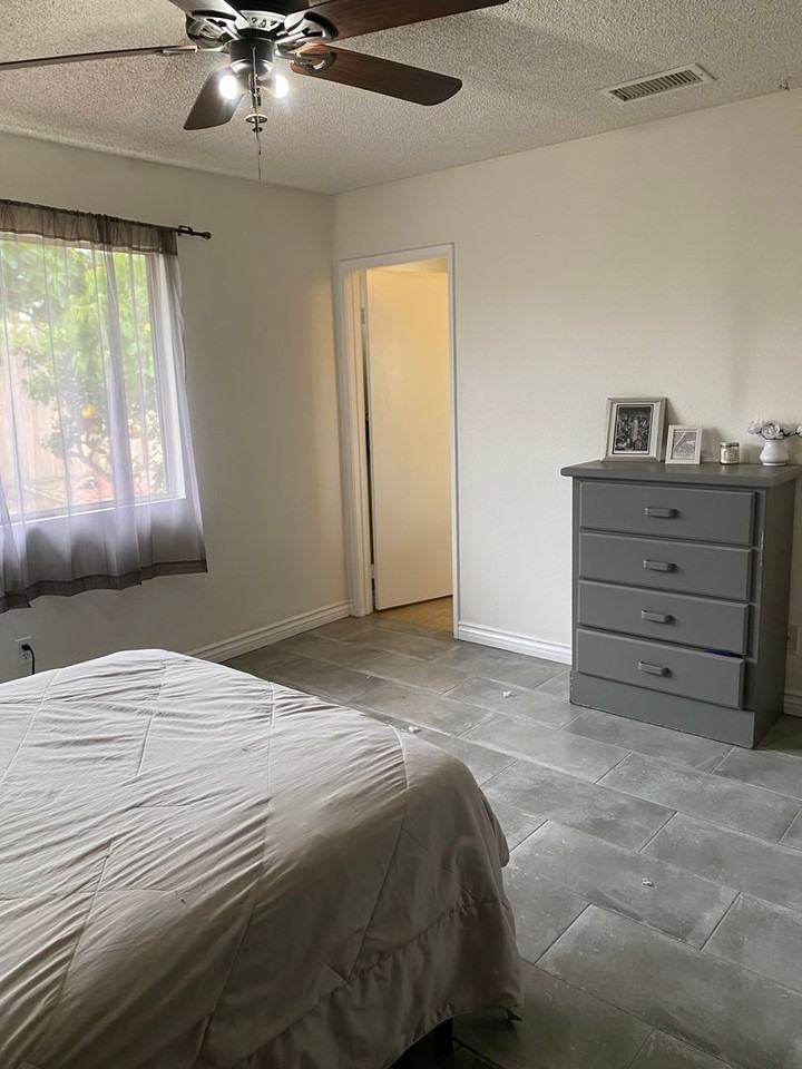 266 Manzanita Dr - Photo 4 of 5