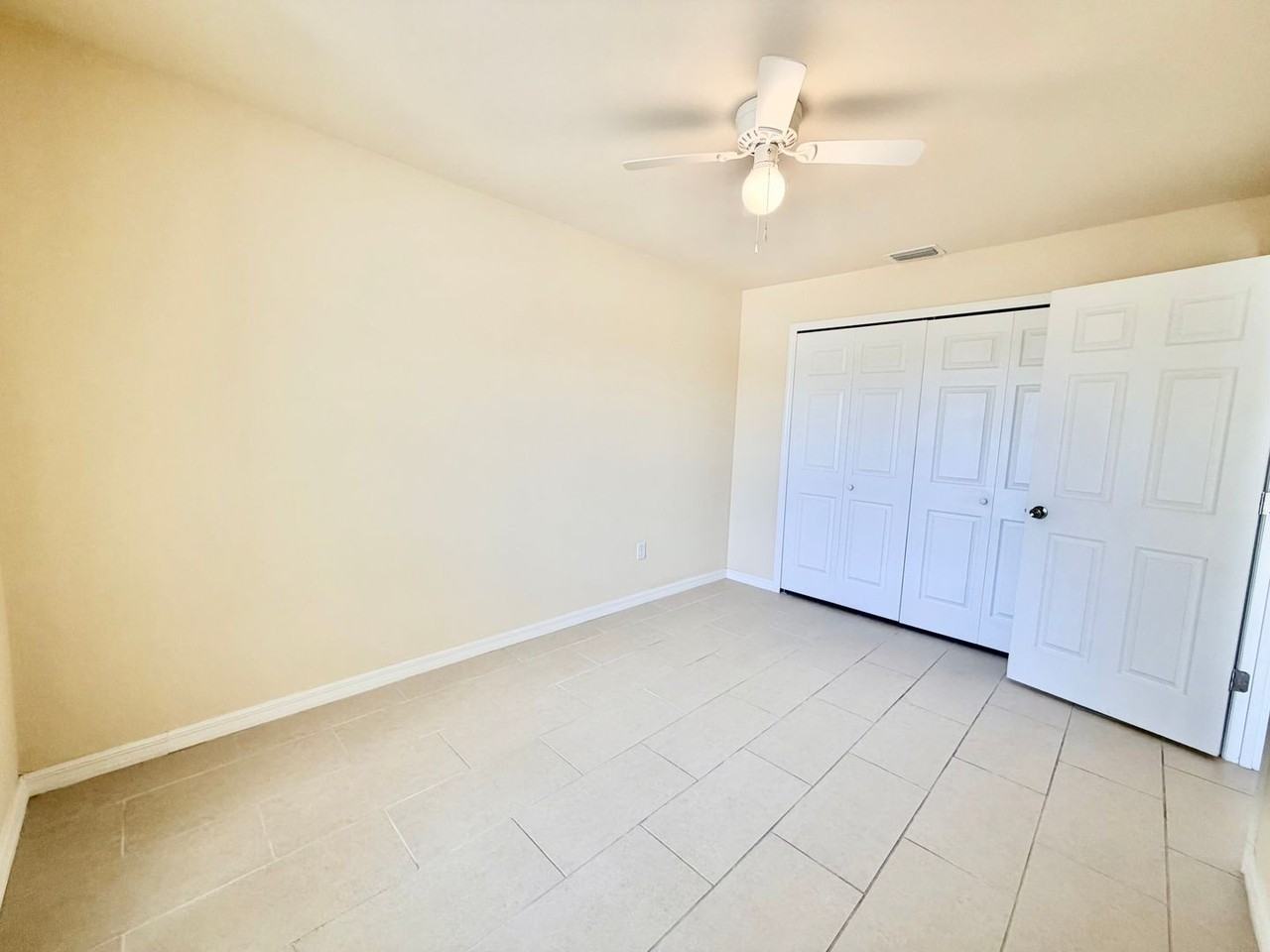 1312 Sw Trafalgar Pkwy - Photo 7 of 19