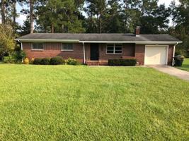 featured image of 110 Holly Dr