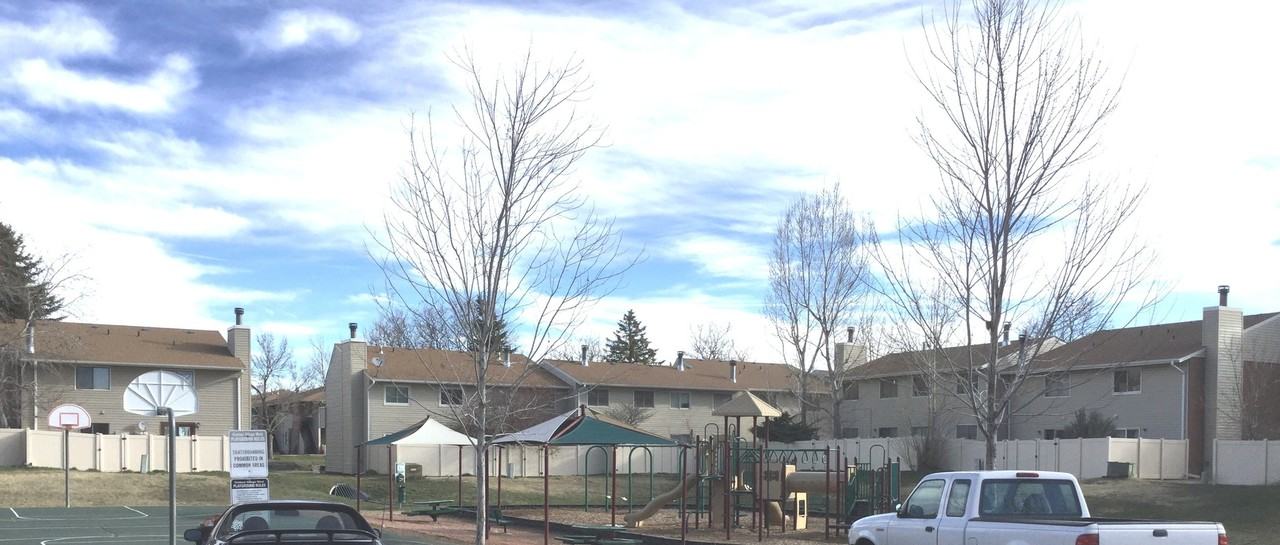 1513 Seneca Cir - Photo 6 of 14