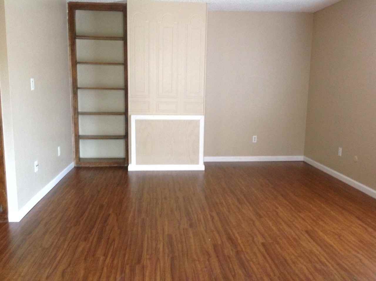 631 N Lynora St - Photo 3 of 10