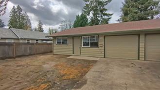 637 Se 7th Ave - Photo 1 of 1