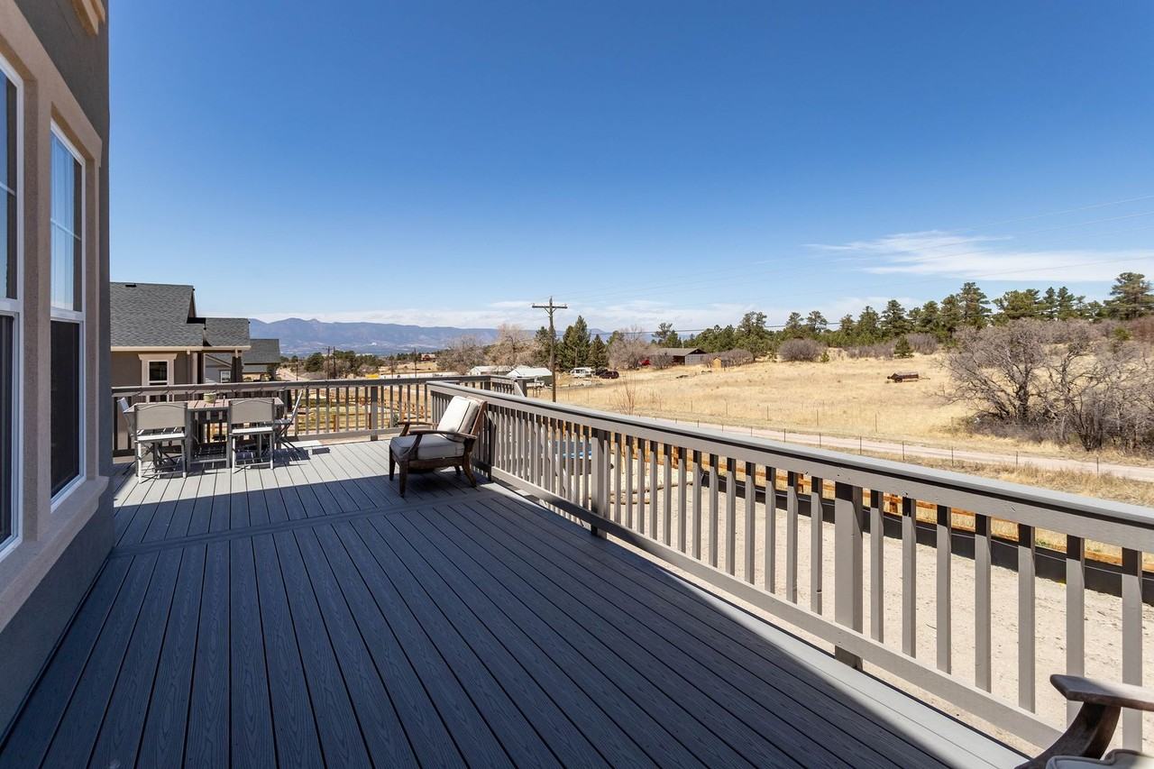 10492 - Photo 7 of 38