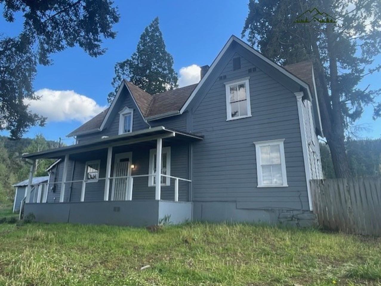 7575 Mckenzie Hwy - Photo 2 of 18