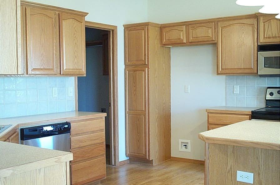 2920 N Rough Creek Rd - Photo 7 of 23