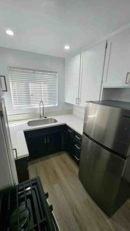 Fuller Apartments - Photo 6 of 23