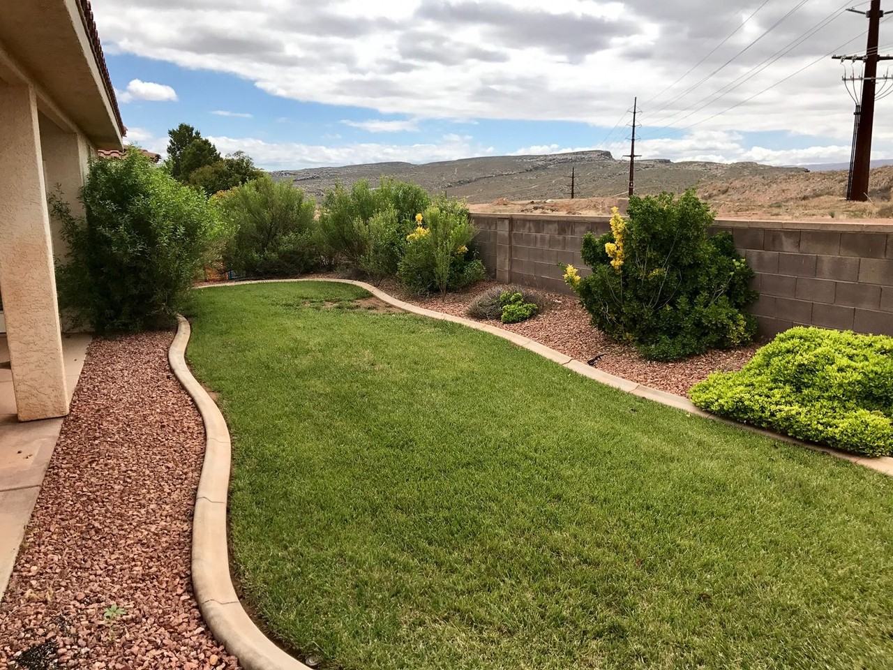 2050 W Canyon View Dr - Photo 2 of 9