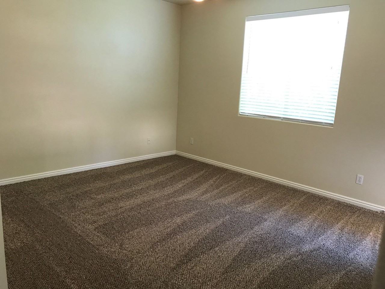 2050 W Canyon View Dr - Photo 7 of 9