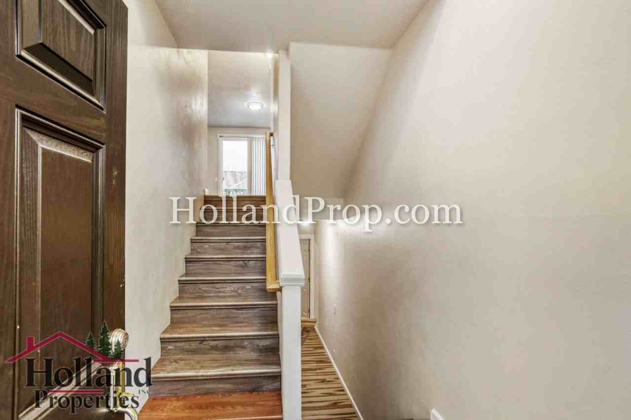 248 Nw Prescott Pl - Photo 3 of 22