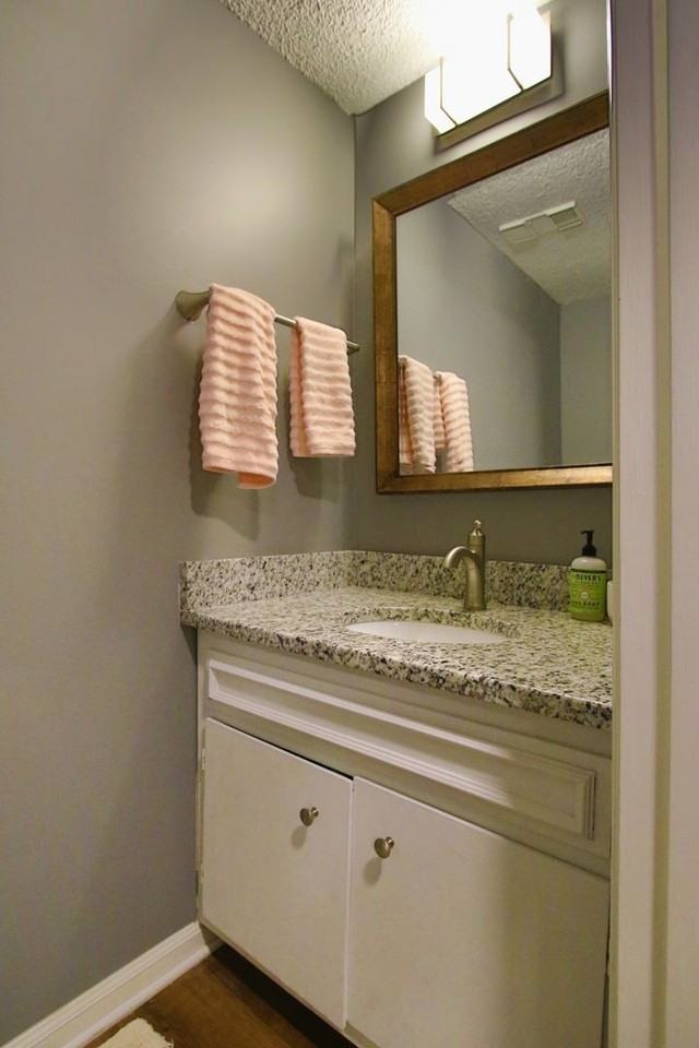 702 Fox Ridge Dr - Photo 7 of 15