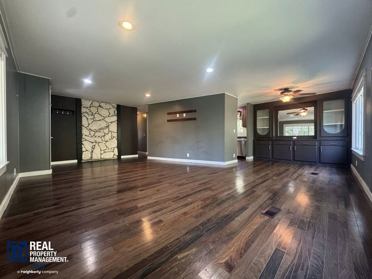 15314 224th St E - Photo 2 of 33