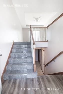 23505 W 73rd St - Photo 6 of 24