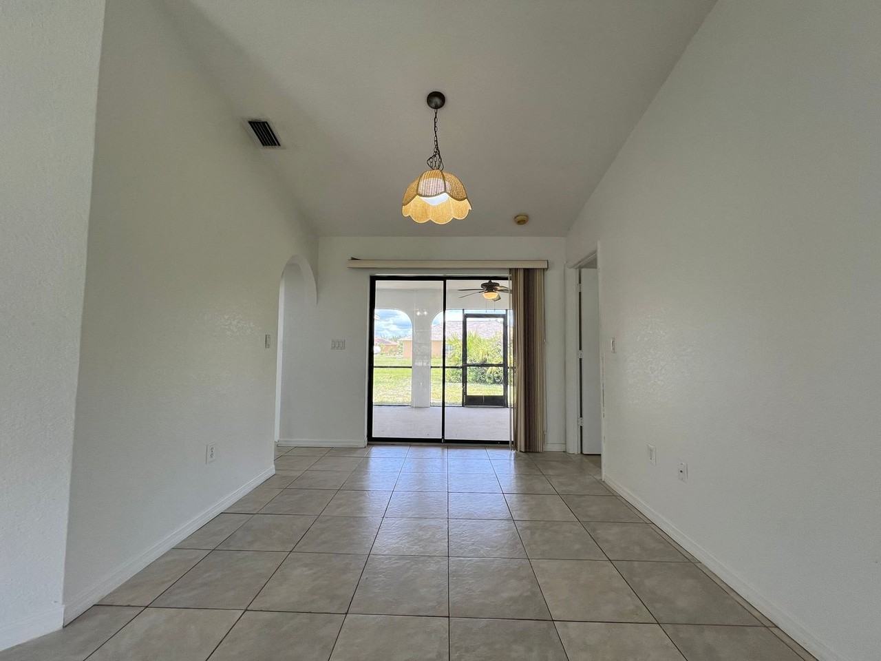 26416 Deep Creek Blvd - Photo 6 of 30