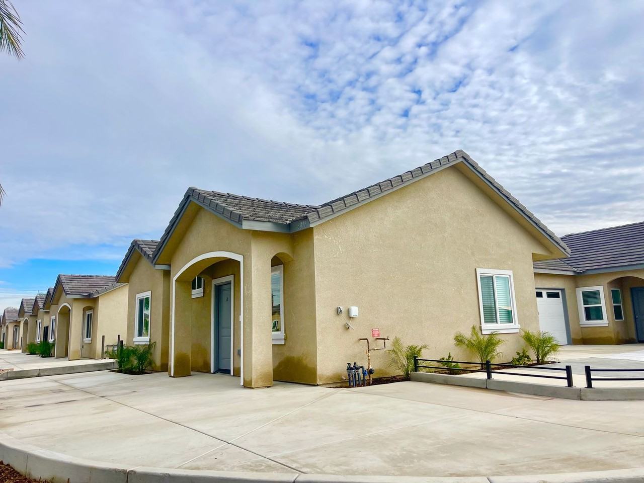 8404 Frankie Lou St - Photo 2 of 8