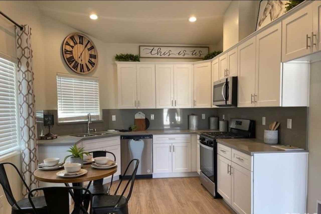 8404 Frankie Lou St - Photo 5 of 8