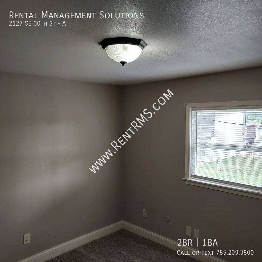 2127 Se 30th St #A - Photo 7 of 17