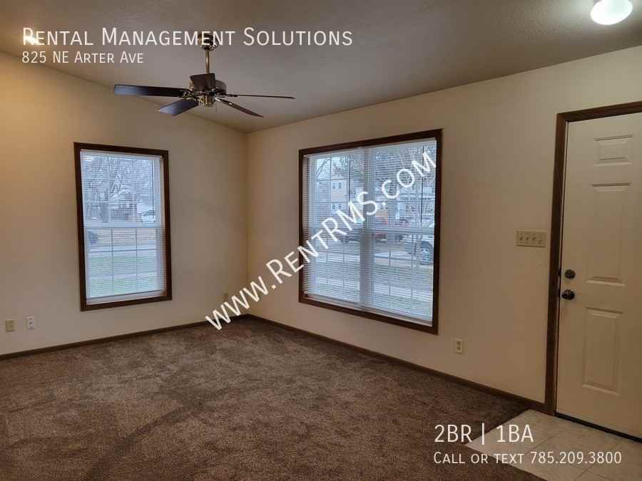 825 Ne Arter Ave - Photo 2 of 16