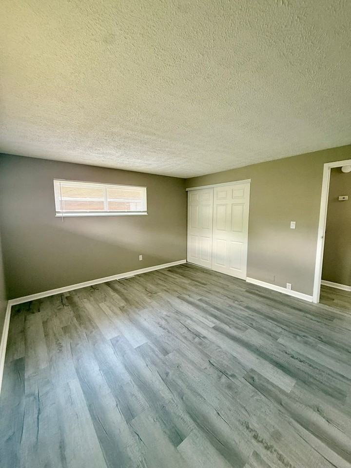 3657 Elmira Dr - Photo 5 of 17