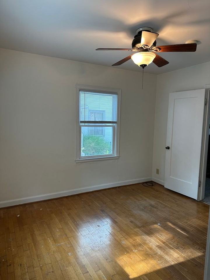 615 Denison Ave - Photo 3 of 24