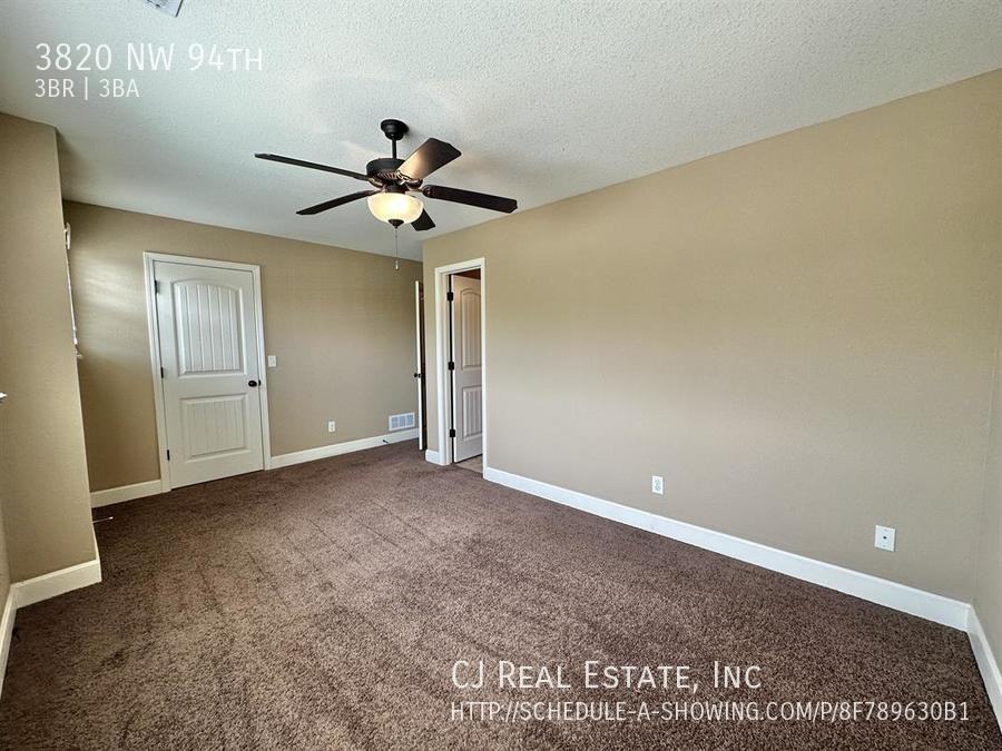 3820 Nw 94th St - Photo 7 of 11