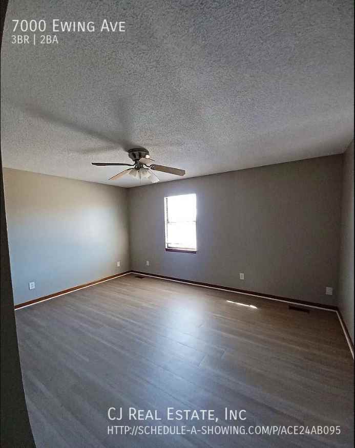 7000 Ewing Ave - Photo 3 of 6