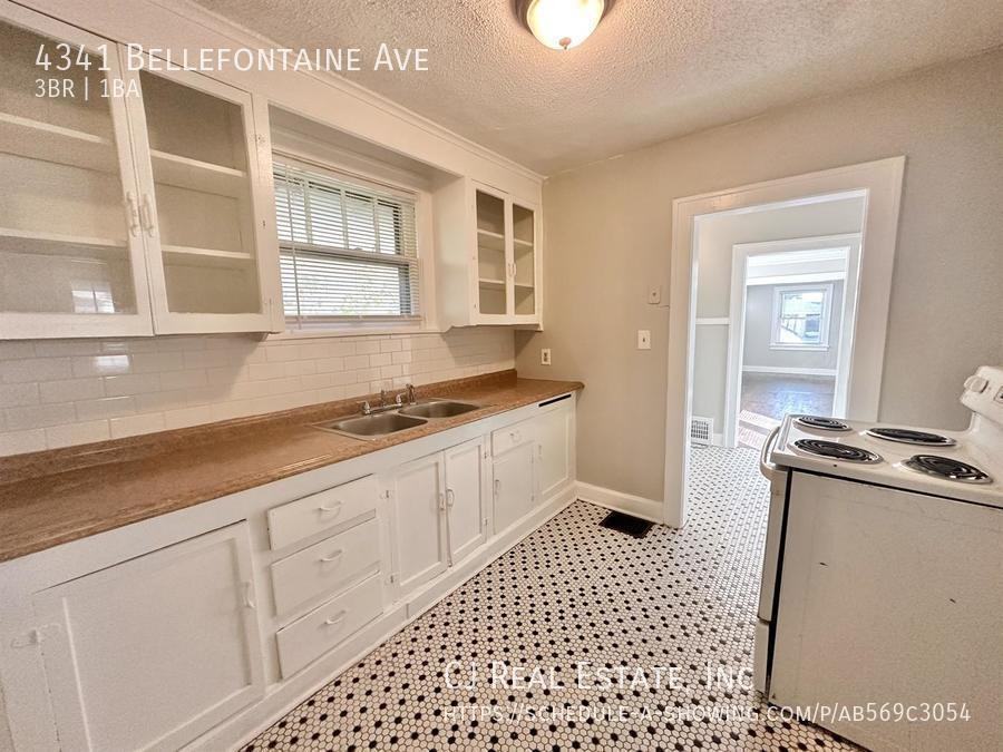 4341 Bellefontaine Ave - Photo 7 of 11